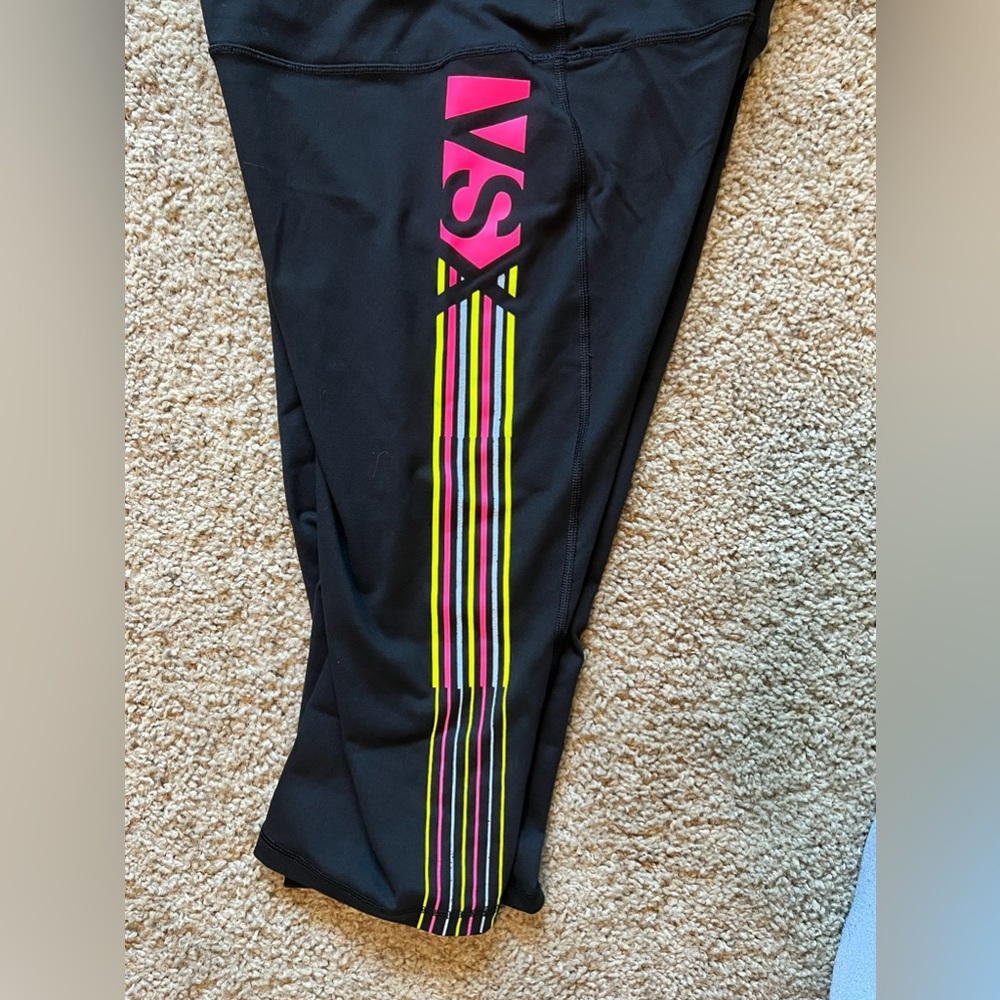 Victoria’s Secret Knockout crop size large